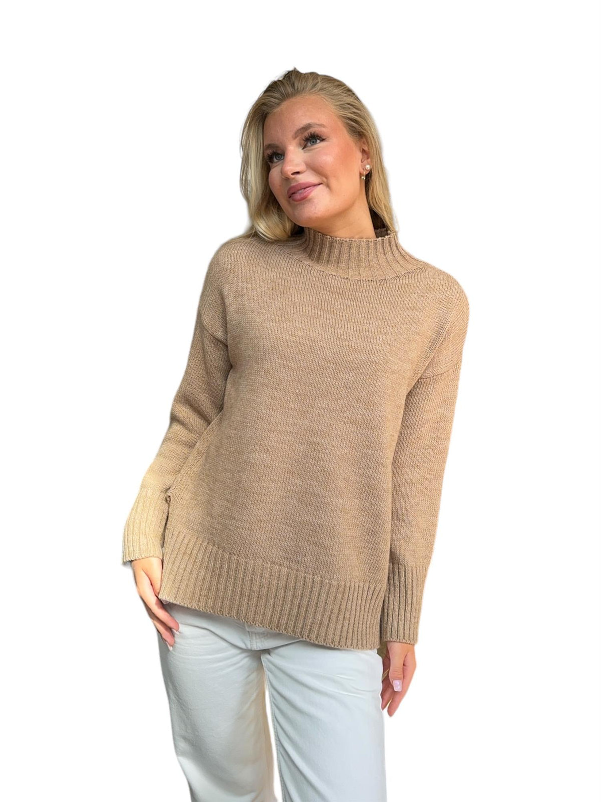 Knitted best pullover Camel