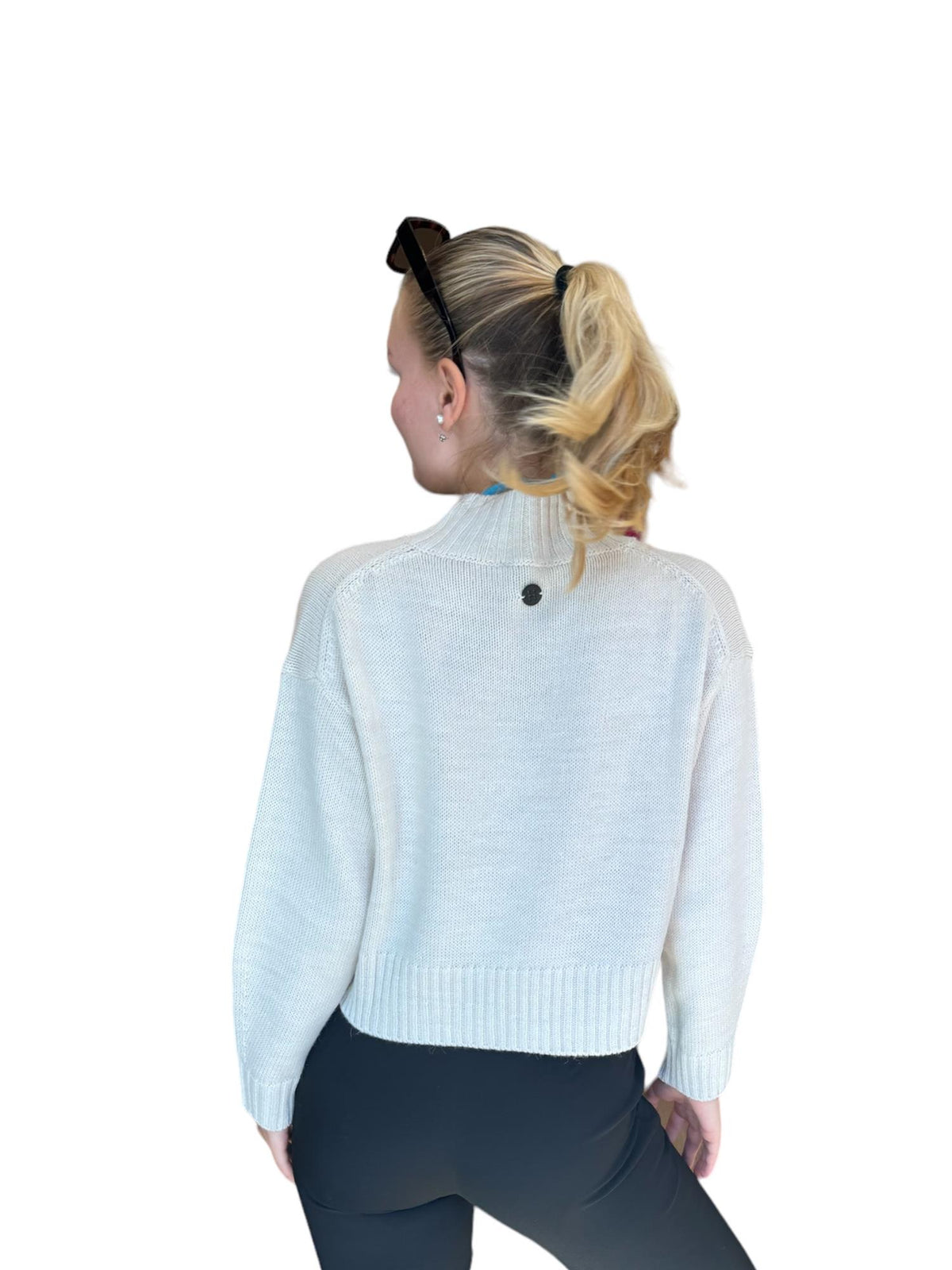 Short knitted pullover Ecry