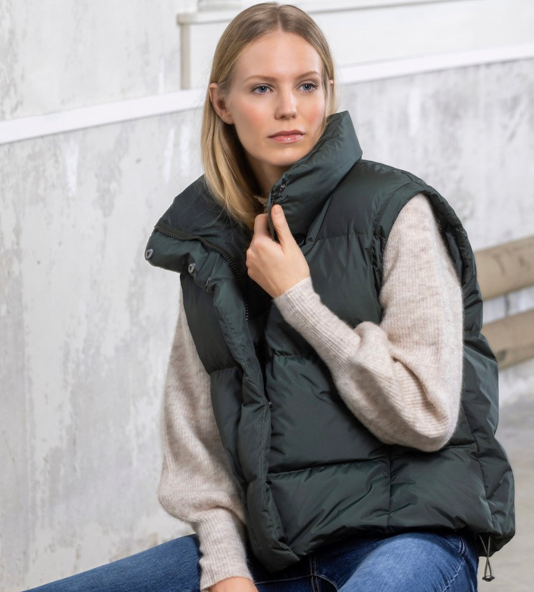 Puffy down vest Green